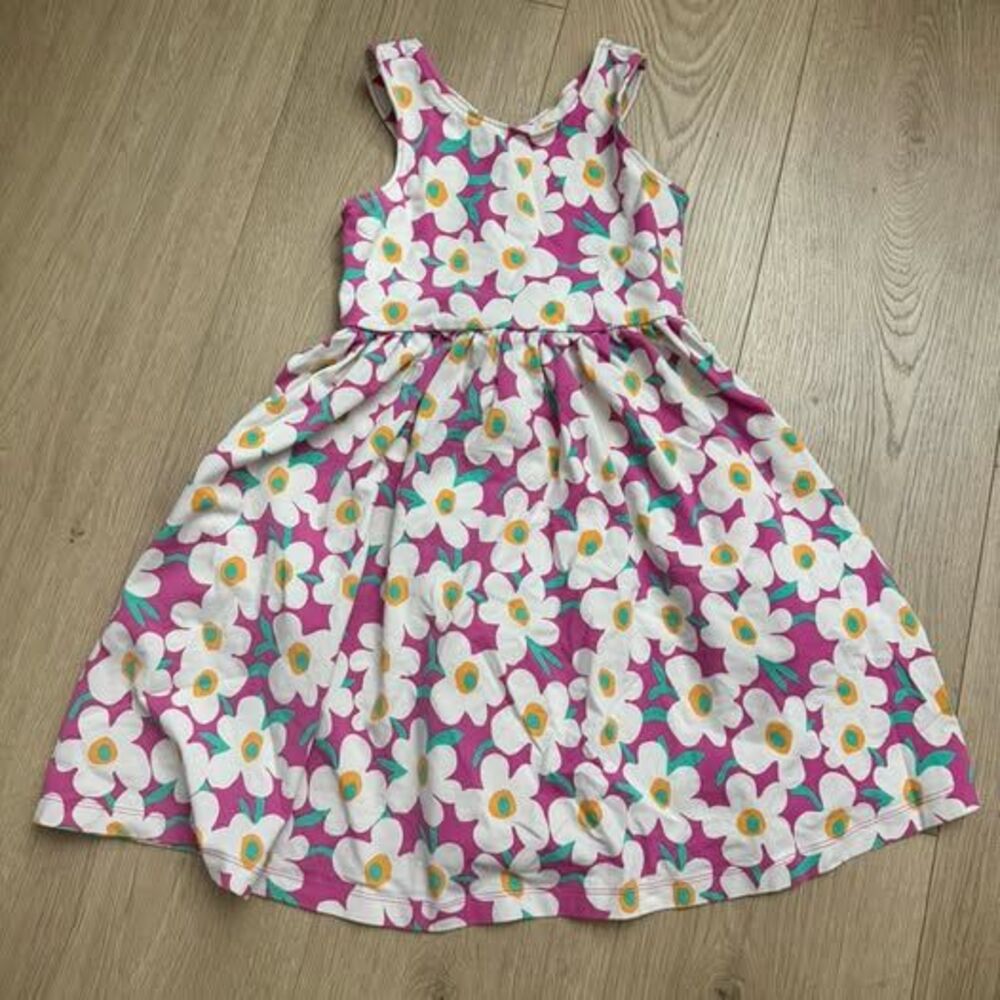 Hanna Andersson Girls Floral Cross-Back Dress Size 6-7